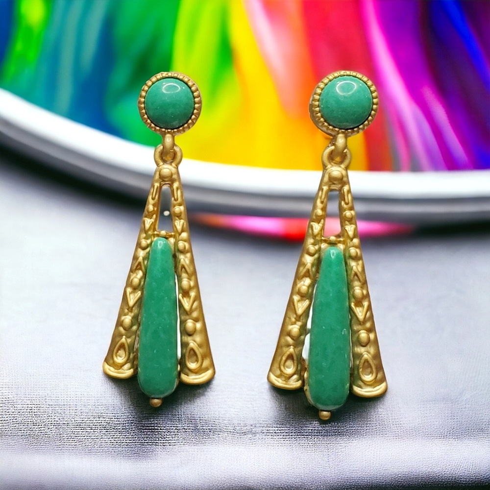 New Egyptian Revival Green Stone Dangle Earrings - Picture 1 of 3